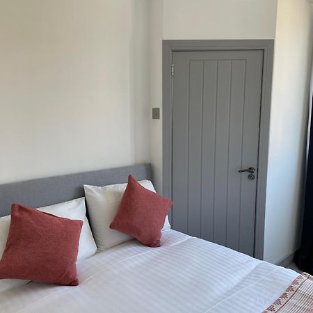 Room In Shared House Hackney London Exterior foto
